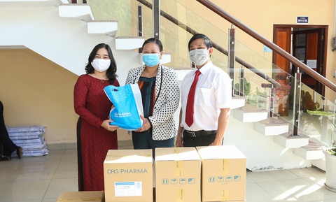Dược Hậu Giang đồng hành cùng giáo viên Cần Thơ vững tin đến trường - Ảnh 2. Dược Hậu Giang đồng hành cùng giáo viên Cần Thơ vững tin đến trường - Ảnh 2.
