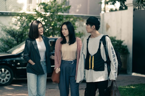 Bằng chứng vô hình: Hành trình giải thoát và chuộc lỗi - Ảnh 1. Bằng chứng vô hình: Hành trình giải thoát và chuộc lỗi - Ảnh 1.