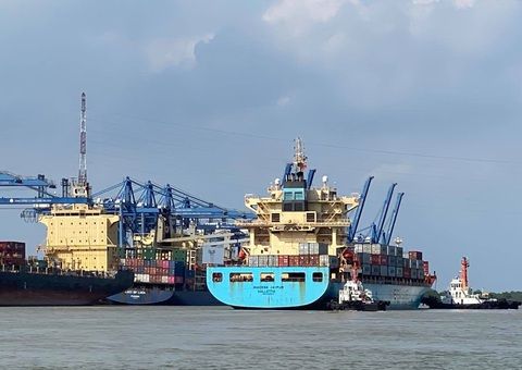 Bí thư Thành ủy TP.HCM Nguyễn Thiện Nhân: Nỗ lực ngăn chặn doanh nghiệp phá sản - Ảnh 2. Bí thư Thành ủy TP.HCM Nguyễn Thiện Nhân: Nỗ lực ngăn chặn doanh nghiệp phá sản - Ảnh 2.