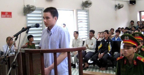 Sáng nay, giám đốc thẩm vụ án tử tù Hồ Duy Hải - Ảnh 1. Sáng nay, giám đốc thẩm vụ án tử tù Hồ Duy Hải - Ảnh 1.