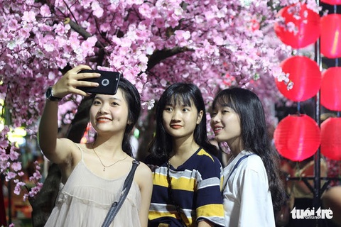 Cần ổn định tài chính, tâm lý để kết hôn trước tuổi 30 - Ảnh 3. Cần ổn định tài chính, tâm lý để kết hôn trước tuổi 30 - Ảnh 3.