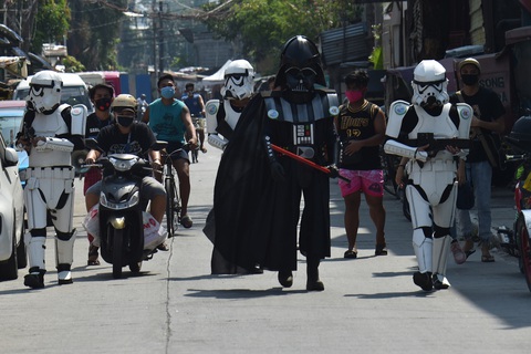 Các nhân vật Star Wars bỗng xuất hiện giúp Philippines chống virus corona - Ảnh 1. Các nhân vật Star Wars bỗng xuất hiện giúp Philippines chống virus corona - Ảnh 1.
