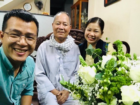 Lời thầy Vũ Đức Sao Biển: Khom lưng kiếm chút hư danh hưởng bổng cao, lộc lớn làm chi? - Ảnh 2. Lời thầy Vũ Đức Sao Biển: Khom lưng kiếm chút hư danh hưởng bổng cao, lộc lớn làm chi? - Ảnh 2.