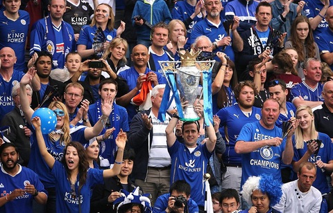 Ngày này năm xưa: Leicester City lên ngôi vô địch Premier League - Ảnh 3. Ngày này năm xưa: Leicester City lên ngôi vô địch Premier League - Ảnh 3.