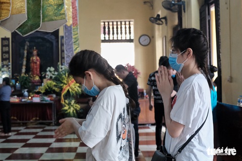 Gửi thông điệp nhân loại phải thức tỉnh dịp lễ Phật đản - Ảnh 11. Gửi thông điệp nhân loại phải thức tỉnh dịp lễ Phật đản - Ảnh 11.