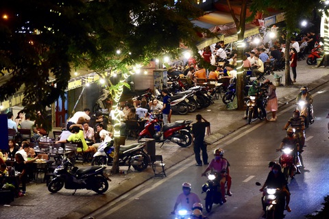 Nới giãn cách, không nới nghị định 100 - Ảnh 1. Nới giãn cách, không nới nghị định 100 - Ảnh 1.