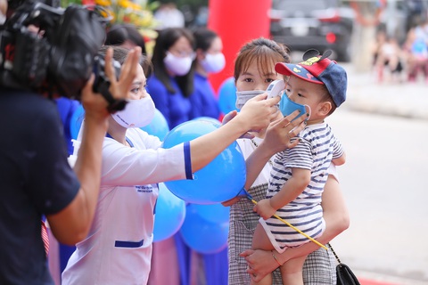 Khai trương Trung tâm tiêm chủng VNVC Thái Nguyên - Ảnh 4. Khai trương Trung tâm tiêm chủng VNVC Thái Nguyên - Ảnh 4.