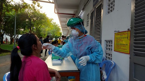 Việt Nam 0 ca nhiễm COVID-19 mới trong cộng đồng, không còn điểm nào phong tỏa - Ảnh 1. Việt Nam 0 ca nhiễm COVID-19 mới trong cộng đồng, không còn điểm nào phong tỏa - Ảnh 1.