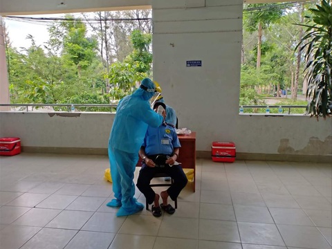 Xét nghiệm virus corona cho hơn 2.600 người tại Công ty PouYuen Việt Nam - Ảnh 1. Xét nghiệm virus corona cho hơn 2.600 người tại Công ty PouYuen Việt Nam - Ảnh 1.