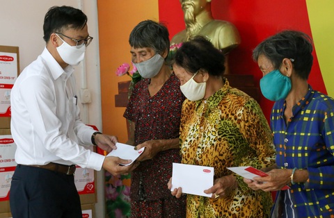 Báo Tuổi Trẻ hỗ trợ người dân và lực lượng biên phòng tại Tây Ninh chống COVID-19 - Ảnh 3. Báo Tuổi Trẻ hỗ trợ người dân và lực lượng biên phòng tại Tây Ninh chống COVID-19 - Ảnh 3.