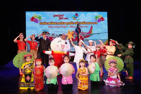 Vietjet cùng dự án Bay lên những ước mơ ươm mầm tình yêu nghệ thuật - Ảnh 1. Vietjet cùng dự án Bay lên những ước mơ ươm mầm tình yêu nghệ thuật - Ảnh 1.