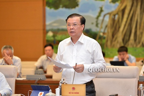Hà Nội muốn tự quyết thu phí cao hơn mức chung - Ảnh 1. Hà Nội muốn tự quyết thu phí cao hơn mức chung - Ảnh 1.
