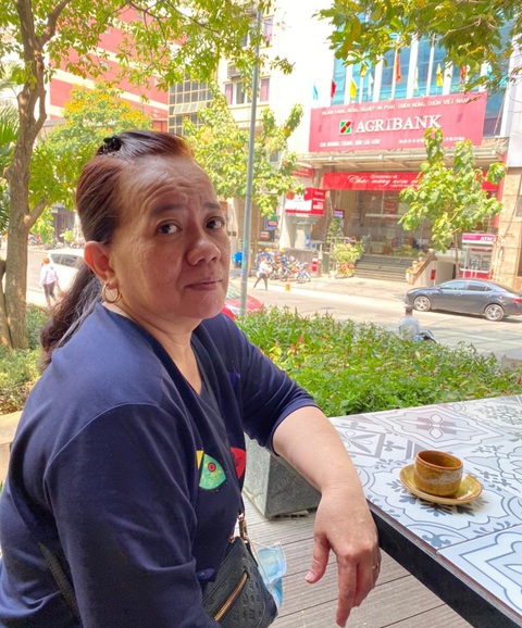 Hai chị em bỗng dưng bị ngân hàng ghi nợ hơn chục tỉ đồng - Ảnh 1. Hai chị em bỗng dưng bị ngân hàng ghi nợ hơn chục tỉ đồng - Ảnh 1.