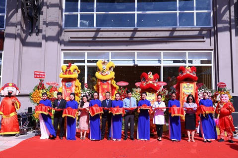 Khai trương trung tâm tiêm chủng VNVC Trung Sơn - Ảnh 1. Khai trương trung tâm tiêm chủng VNVC Trung Sơn - Ảnh 1.