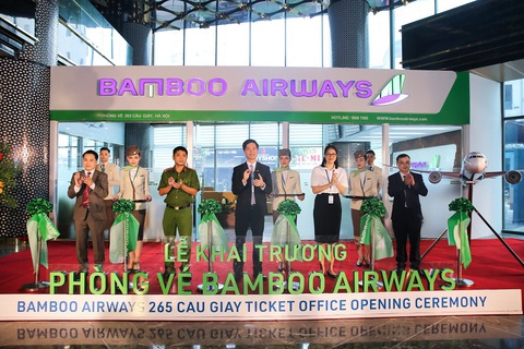 ‘Săn’ vé bay ưu đãi tại lễ khai trương phòng vé Bamboo Airways - Ảnh 1. ‘Săn’ vé bay ưu đãi tại lễ khai trương phòng vé Bamboo Airways - Ảnh 1.
