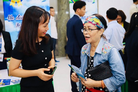 ‘Săn’ vé bay ưu đãi tại lễ khai trương phòng vé Bamboo Airways - Ảnh 6. ‘Săn’ vé bay ưu đãi tại lễ khai trương phòng vé Bamboo Airways - Ảnh 6.