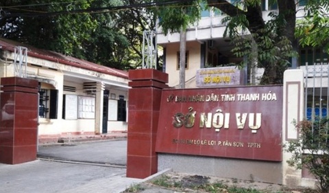 Bắt quả tang một trưởng phòng Sở Nội vụ Thanh Hóa đánh bạc - Ảnh 1. Bắt quả tang một trưởng phòng Sở Nội vụ Thanh Hóa đánh bạc - Ảnh 1.
