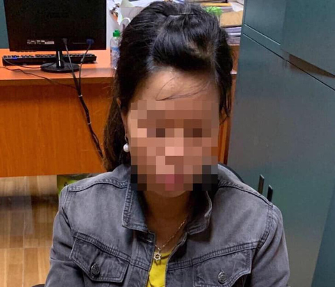Người bỏ rơi bé sơ sinh dưới hố ga ở Hà Nội chính là mẹ đẻ bé - Ảnh 1. Người bỏ rơi bé sơ sinh dưới hố ga ở Hà Nội chính là mẹ đẻ bé - Ảnh 1.