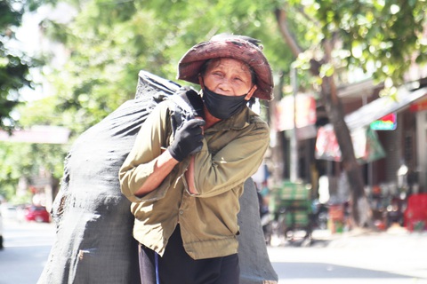 Vĩnh Phúc, Nghệ An điều chỉnh lịch học vì trời nóng kỷ lục - Ảnh 1. Vĩnh Phúc, Nghệ An điều chỉnh lịch học vì trời nóng kỷ lục - Ảnh 1.