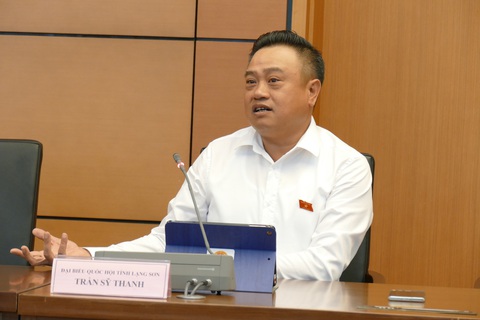 Thủ tướng: xử vi phạm môi trường phải nghiêm như xử lái xe uống rượu bia - Ảnh 2. Thủ tướng: xử vi phạm môi trường phải nghiêm như xử lái xe uống rượu bia - Ảnh 2.