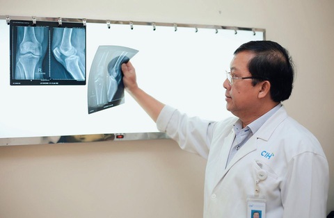 Phẫu thuật thay khớp háng, khớp gối giúp phục hồi vận động cho bệnh nhân - Ảnh 1. Phẫu thuật thay khớp háng, khớp gối giúp phục hồi vận động cho bệnh nhân - Ảnh 1.