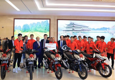 Honda Việt Nam tích cực triển khai các hoạt động vì cộng đồng - Ảnh 4. Honda Việt Nam tích cực triển khai các hoạt động vì cộng đồng - Ảnh 4.