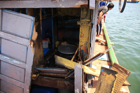 Trình báo việc tàu Trung Quốc truy đuổi, đâm hỏng tàu ngư dân Việt ở Hoàng Sa - Ảnh 1. Trình báo việc tàu Trung Quốc truy đuổi, đâm hỏng tàu ngư dân Việt ở Hoàng Sa - Ảnh 1.
