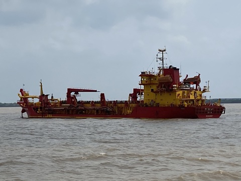 Khơi thông sông Soài Rạp, tàu 20.000 - 30.000 tấn có thể về cảng TP.HCM - Ảnh 2. Khơi thông sông Soài Rạp, tàu 20.000 - 30.000 tấn có thể về cảng TP.HCM - Ảnh 2.