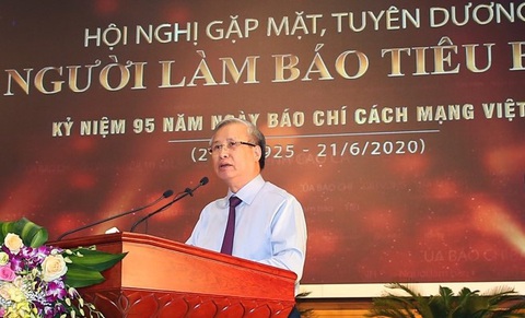 Thủ tướng Nguyễn Xuân Phúc: ‘Báo chí phải phò chính diệt tà’ - Ảnh 1. Thủ tướng Nguyễn Xuân Phúc: ‘Báo chí phải phò chính diệt tà’ - Ảnh 1.
