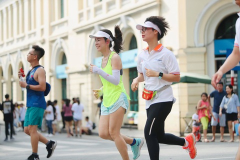 Giải chạy bộ hưởng ứng ngày không tiền mặt 2020: Ngày đầu háo hức - Ảnh 6. Giải chạy bộ hưởng ứng ngày không tiền mặt 2020: Ngày đầu háo hức - Ảnh 6.