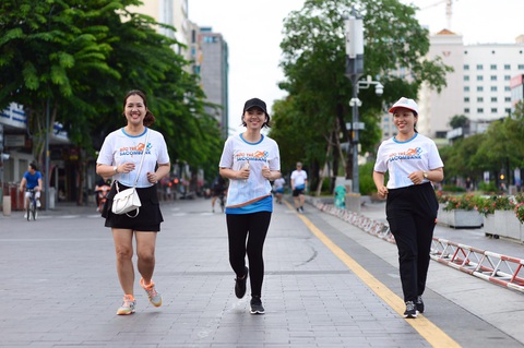 Giải chạy bộ hưởng ứng ngày không tiền mặt 2020: Ngày đầu háo hức - Ảnh 35. Giải chạy bộ hưởng ứng ngày không tiền mặt 2020: Ngày đầu háo hức - Ảnh 35.