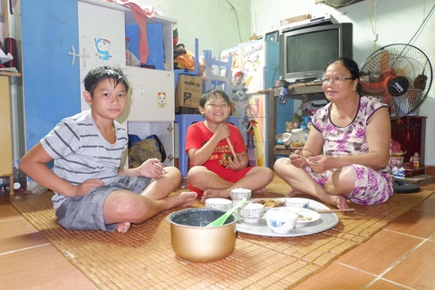 Nuôi con tu hú đến quên lấy chồng - Ảnh 1. Nuôi con tu hú đến quên lấy chồng - Ảnh 1.