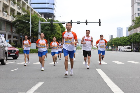 Giải chạy bộ hưởng ứng ngày không tiền mặt 2020: Ngày đầu háo hức - Ảnh 25. Giải chạy bộ hưởng ứng ngày không tiền mặt 2020: Ngày đầu háo hức - Ảnh 25.