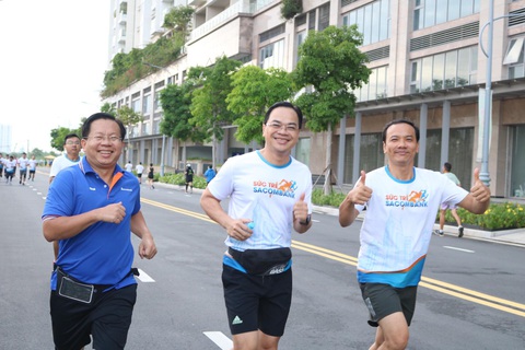 Giải chạy bộ hưởng ứng ngày không tiền mặt 2020: Ngày đầu háo hức - Ảnh 27. Giải chạy bộ hưởng ứng ngày không tiền mặt 2020: Ngày đầu háo hức - Ảnh 27.