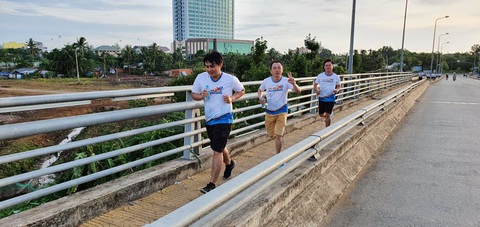 Giải chạy bộ hưởng ứng ngày không tiền mặt 2020: Ngày đầu háo hức - Ảnh 45. Giải chạy bộ hưởng ứng ngày không tiền mặt 2020: Ngày đầu háo hức - Ảnh 45.