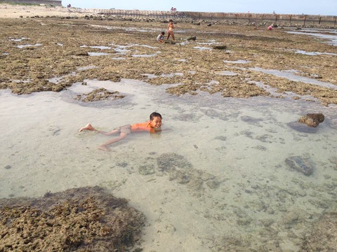 Ở Lý Sơn, người ta dùng tình đón nhau - Ảnh 4. Ở Lý Sơn, người ta dùng tình đón nhau - Ảnh 4.