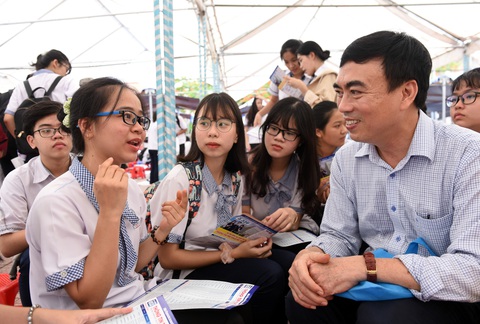 Tuổi Trẻ tư vấn tuyển sinh tại 17 tỉnh, thành - Ảnh 2. Tuổi Trẻ tư vấn tuyển sinh tại 17 tỉnh, thành - Ảnh 2.