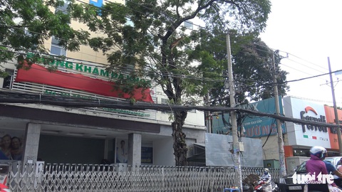 Vợ nạn nhân bị cây xanh đường Tô Hiến Thành đè chết: Mở cửa ra biết chồng bị nạn - Ảnh 3. Vợ nạn nhân bị cây xanh đường Tô Hiến Thành đè chết: Mở cửa ra biết chồng bị nạn - Ảnh 3.