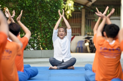 Tôi giúp con thoát khỏi địa ngục của game - Ảnh 2. Tôi giúp con thoát khỏi địa ngục của game - Ảnh 2.