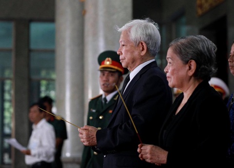 Lãnh đạo Đảng, Nhà nước viếng người thầy của những nhà tình báo huyền thoại Trần Quốc Hương - Ảnh 6. Lãnh đạo Đảng, Nhà nước viếng người thầy của những nhà tình báo huyền thoại Trần Quốc Hương - Ảnh 6.