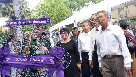 Lãnh đạo Đảng, Nhà nước viếng người thầy của những nhà tình báo huyền thoại Trần Quốc Hương - Ảnh 9. Lãnh đạo Đảng, Nhà nước viếng người thầy của những nhà tình báo huyền thoại Trần Quốc Hương - Ảnh 9.