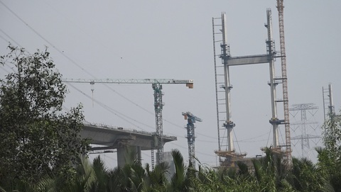 Chưa xác định trách nhiệm vụ hơn 100 trụ cầu cao tốc Bến Lức - Long Thành nứt xà mũ - Ảnh 1. Chưa xác định trách nhiệm vụ hơn 100 trụ cầu cao tốc Bến Lức - Long Thành nứt xà mũ - Ảnh 1.
