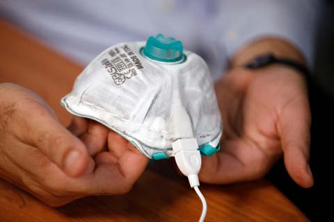 Israel giới thiệu khẩu trang diệt virus corona bằng nhiệt - Ảnh 4. Israel giới thiệu khẩu trang diệt virus corona bằng nhiệt - Ảnh 4.