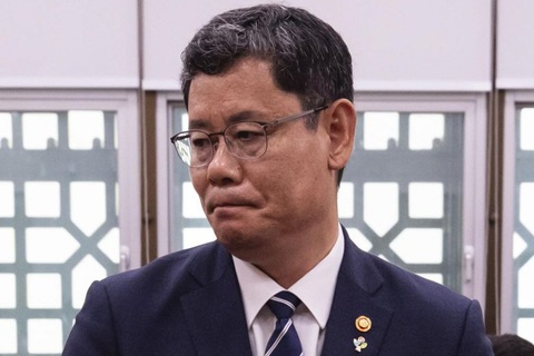 Bộ trưởng Thống nhất Hàn Quốc từ chức giữa lúc liên Triều căng thẳng - Ảnh 1. Bộ trưởng Thống nhất Hàn Quốc từ chức giữa lúc liên Triều căng thẳng - Ảnh 1.