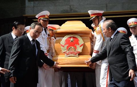 Đưa tiễn nhà tình báo huyền thoại Trần Quốc Hương về nơi an nghỉ - Ảnh 6. Đưa tiễn nhà tình báo huyền thoại Trần Quốc Hương về nơi an nghỉ - Ảnh 6.