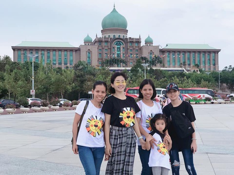 Phùng Ngọc Huy tuyên bố ủy quyền hai bảo mẫu chăm con Mai Phương - Ảnh 2. Phùng Ngọc Huy tuyên bố ủy quyền hai bảo mẫu chăm con Mai Phương - Ảnh 2.