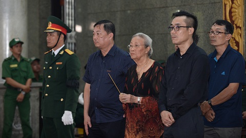 Mười Hương và những huyền thoại để lại - Ảnh 1. Mười Hương và những huyền thoại để lại - Ảnh 1.