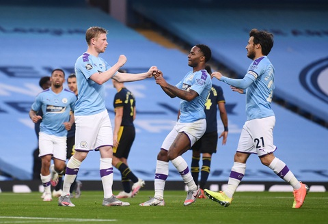Man City đại thắng Arsenal trong ngày Giải ngoại hạng Anh trở lại - Ảnh 3. Man City đại thắng Arsenal trong ngày Giải ngoại hạng Anh trở lại - Ảnh 3.