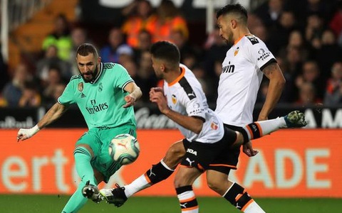 Real Madrid bước vào chặng leo núi - Ảnh 1. Real Madrid bước vào chặng leo núi - Ảnh 1.