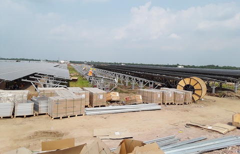 Đầu tư năng lượng sạch: Giá điện làm khó nhà đầu tư - Ảnh 1. Đầu tư năng lượng sạch: Giá điện làm khó nhà đầu tư - Ảnh 1.